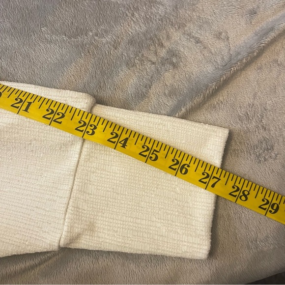 Banana Republic White V-Neck Blouse - Picture 8 of 9